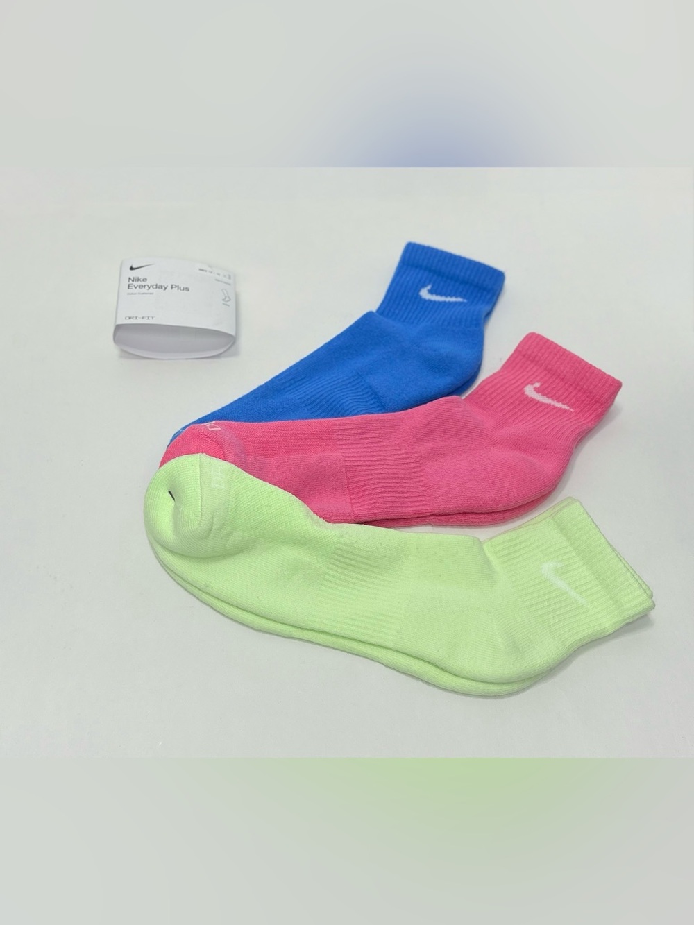 Nike Everyday Plus Cotton Cushioned 3-Pack Ankle Socks - Lime Green, Pink, Blue